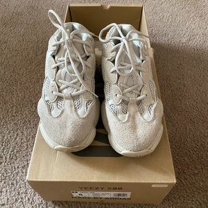 Yeezy Adidas 500 in Blush